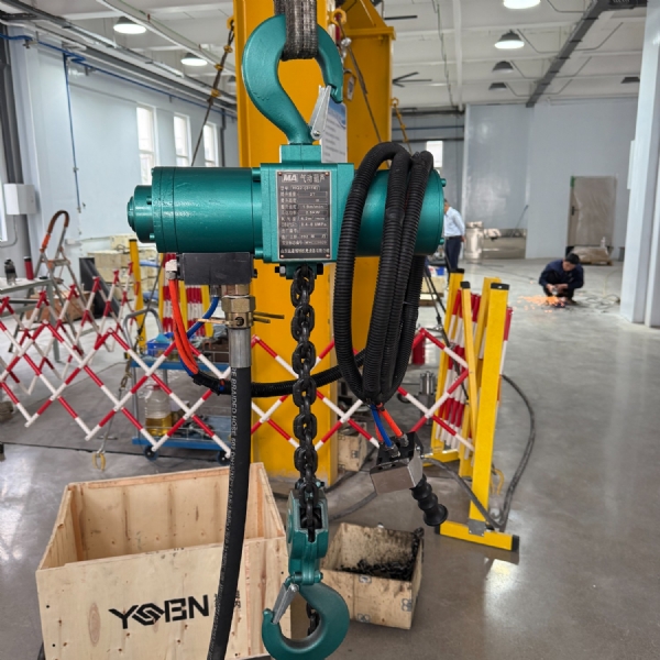HQ8使用壽命長氣動葫蘆 靈活使用風(fēng)動葫蘆 井下起吊運輸